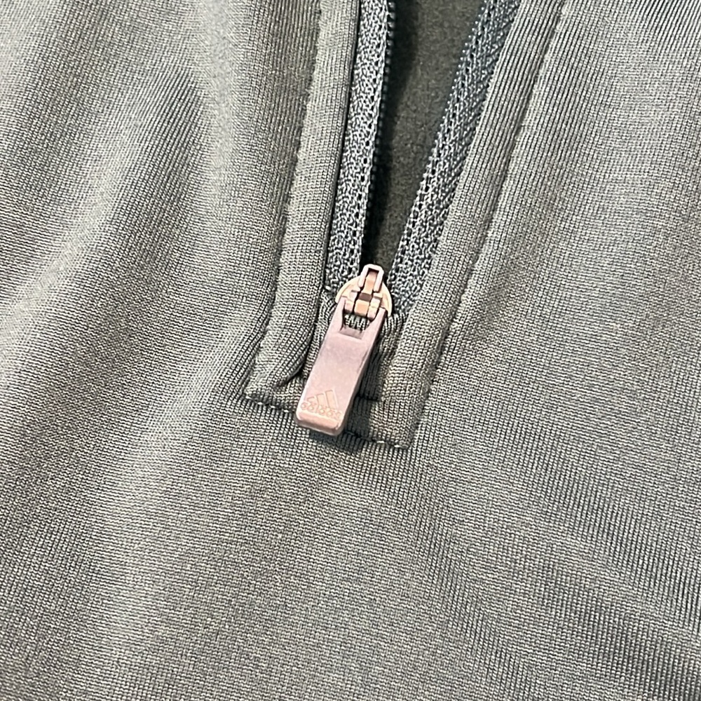 Women’s Green Adidas Golf 1/4 Quarter Zip - Picture 11 of 12